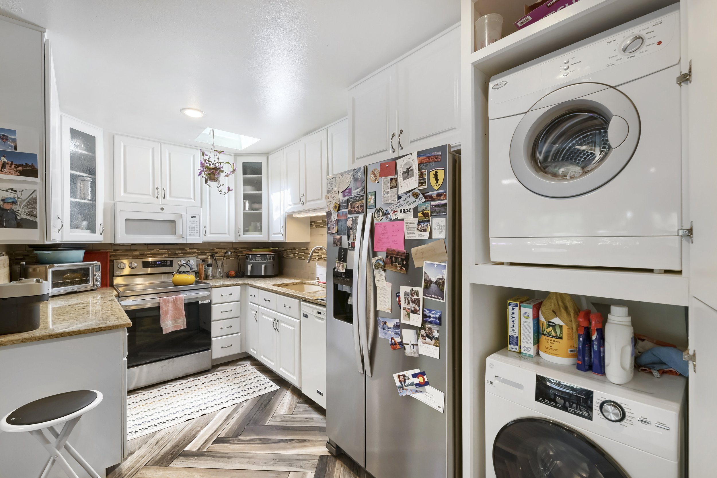430 s 42nd street - Print Quality - 027 - 24 Laundry Room.jpg