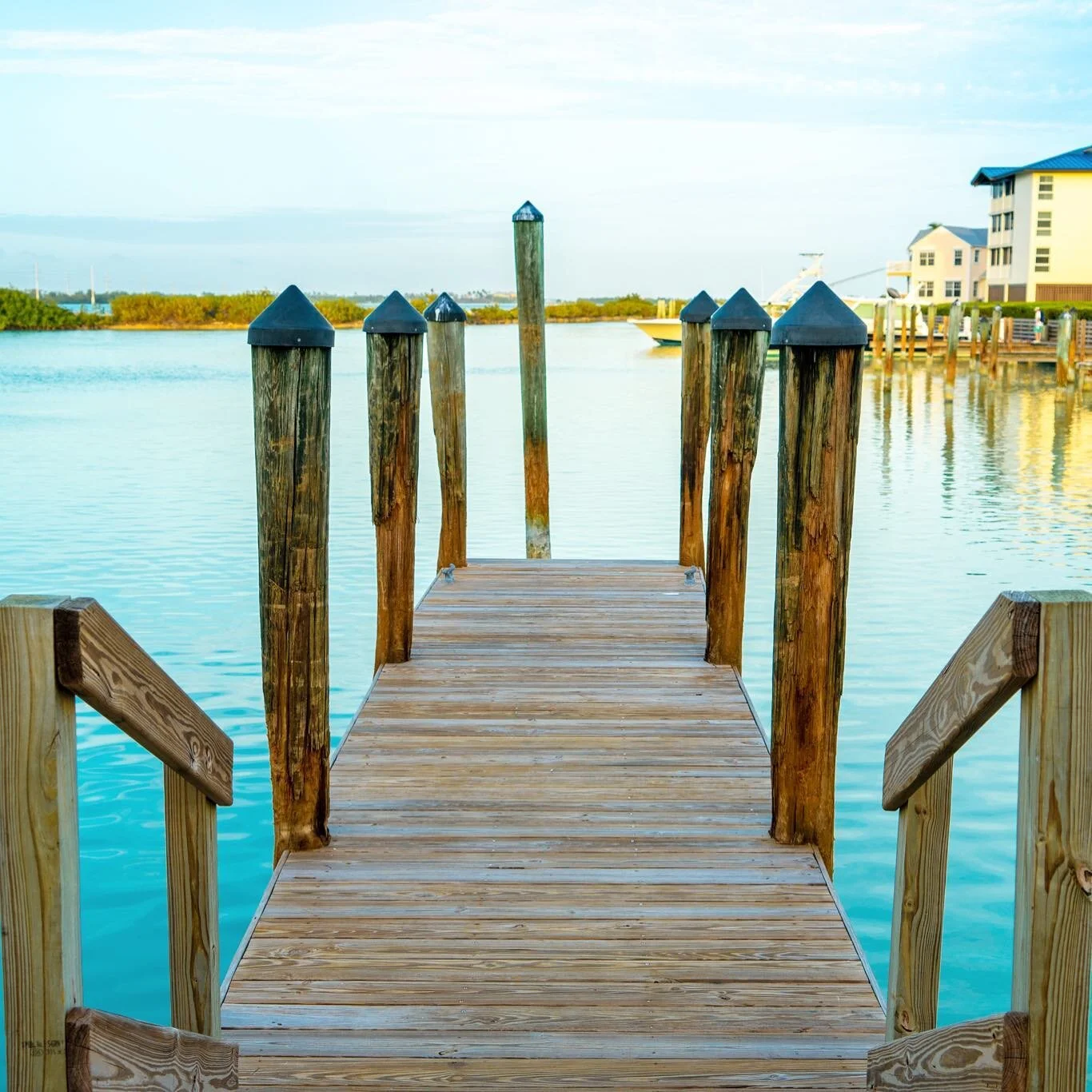 Even though we just got back from vacation we&rsquo;re already dreaming of the next!

#nature #florida #beautiful #warmWeather #naturelovers  #water #calmday #bluewater #dock 
#floridakeys #duckkeyflorida 

#vacation #getaway #relax 

#JustGoShoot #P