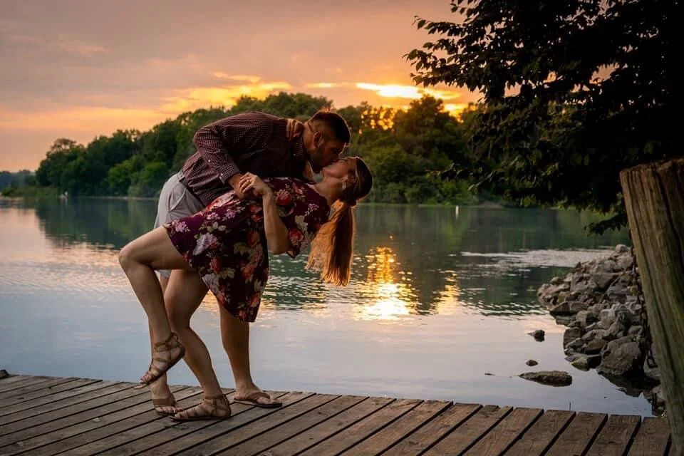 &ldquo;Every time you kiss me it&rsquo;s like sunshine and whisky&rdquo;
-Frankie Ballard

Loved shooting with Alex and Josh! 

#engagementphotographer #couplephotography #inLove #couplegoals #couples #engaged #engagementphotos 
#beauty #happy #cute 