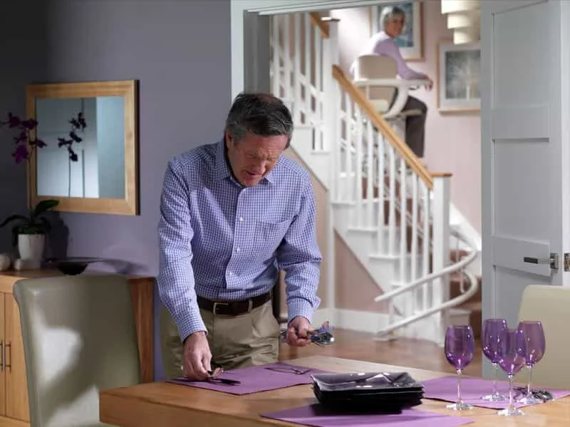 starla_curved_stair_lift_stannah_2-min.jpg