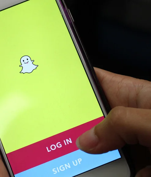   Student suspended one semester over inappropriate Snapchats   I worked on this breaking story as the news editor for The Franklin, the student newspaper at Franklin College. I worked on-deadline to get multiple interview sources to make the Friday 