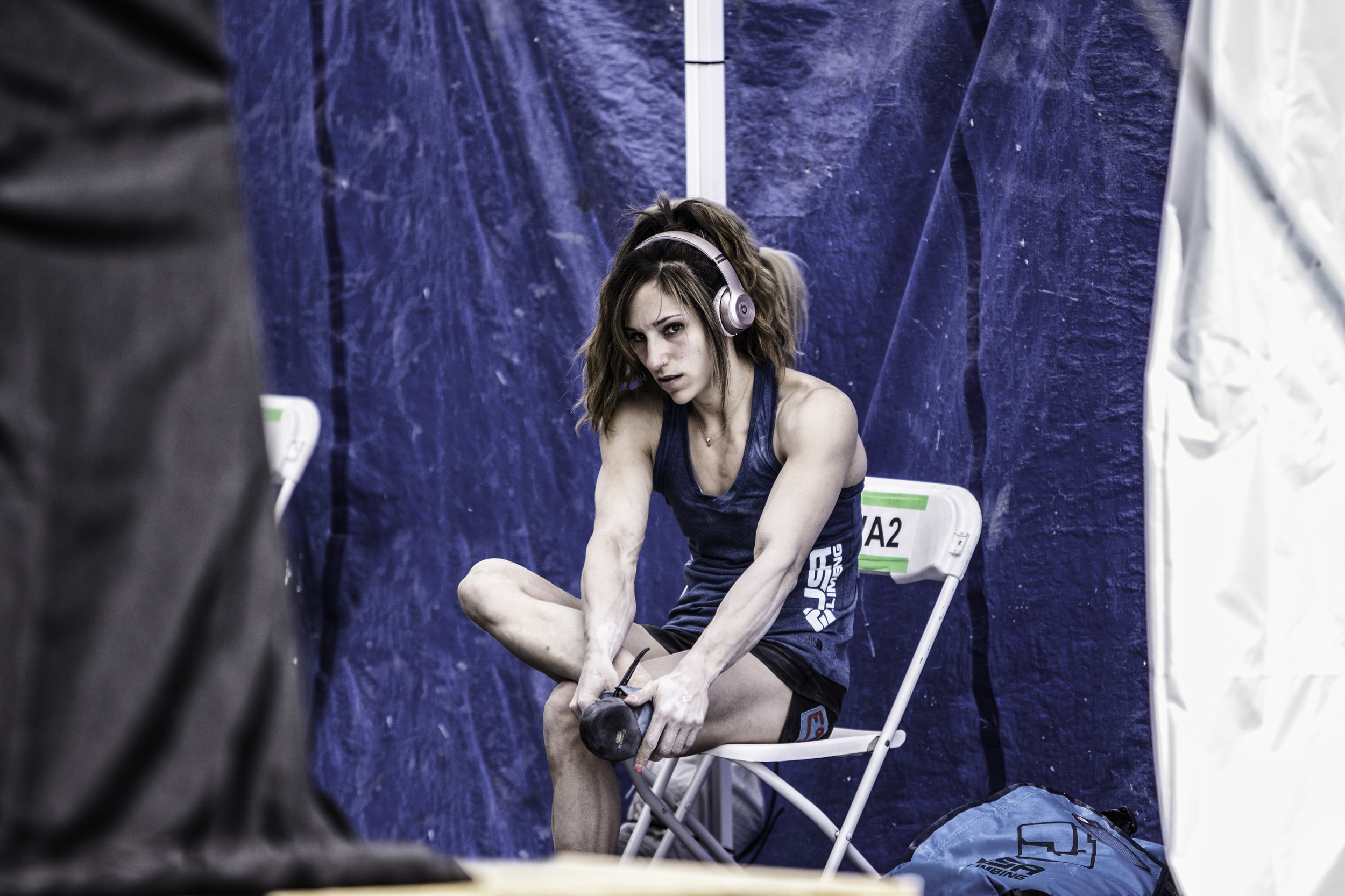 16:40 | Alex Puccio looking intense in iso.