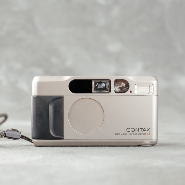 Contax T2 — Film Objektiv