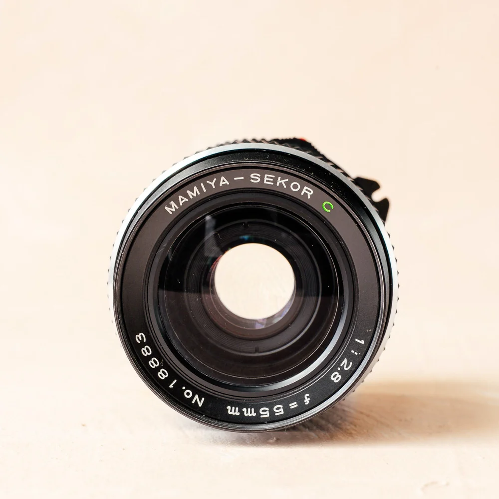 film-objektiv-mamiya-m645-55mm-lens-medium-format-645-film-camera-rental-2.jpg