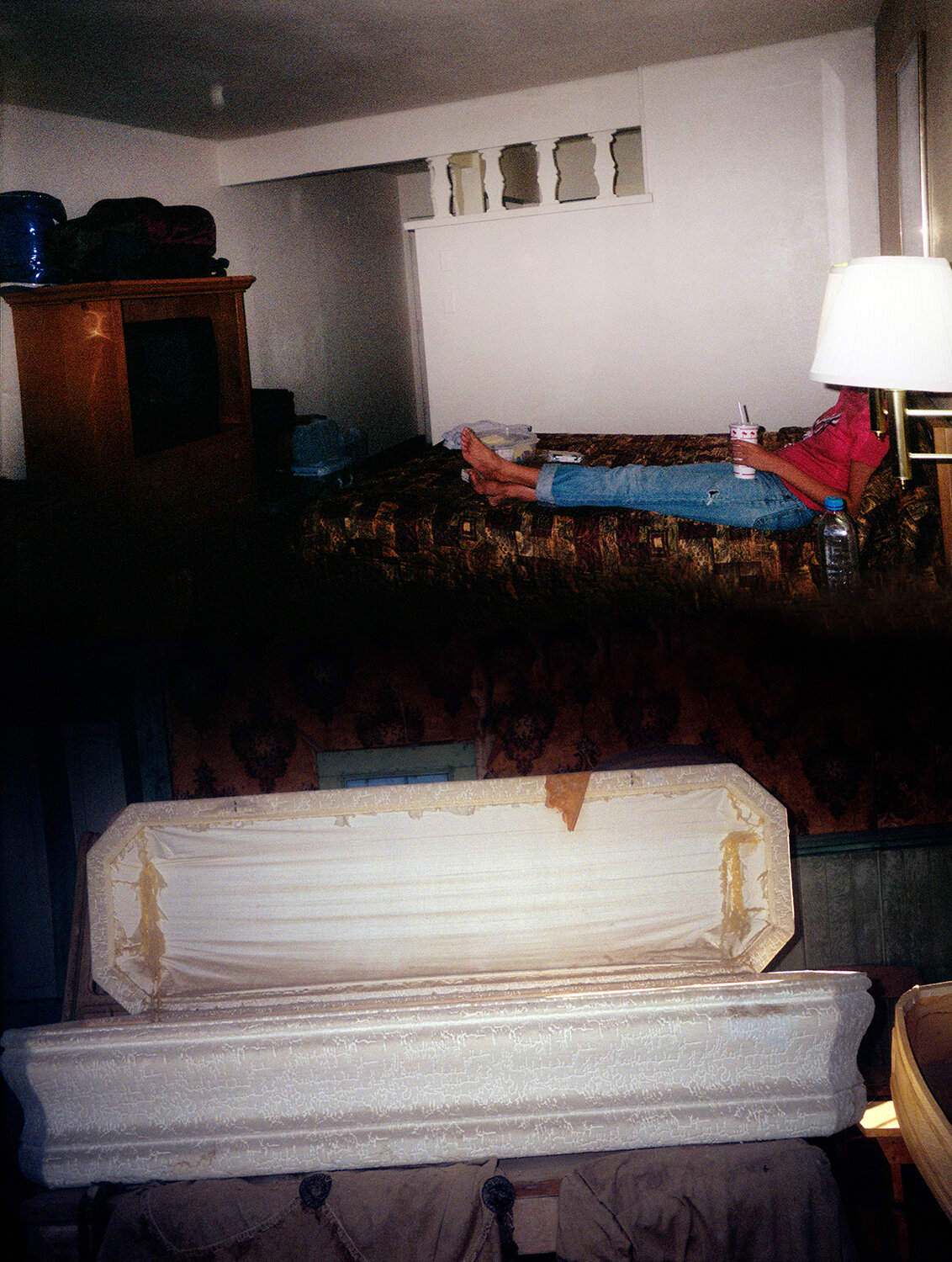 10 Hadas Satt, Motel (room), 2020, inkjet print on pedestal, 30x20x85 cm.jpg