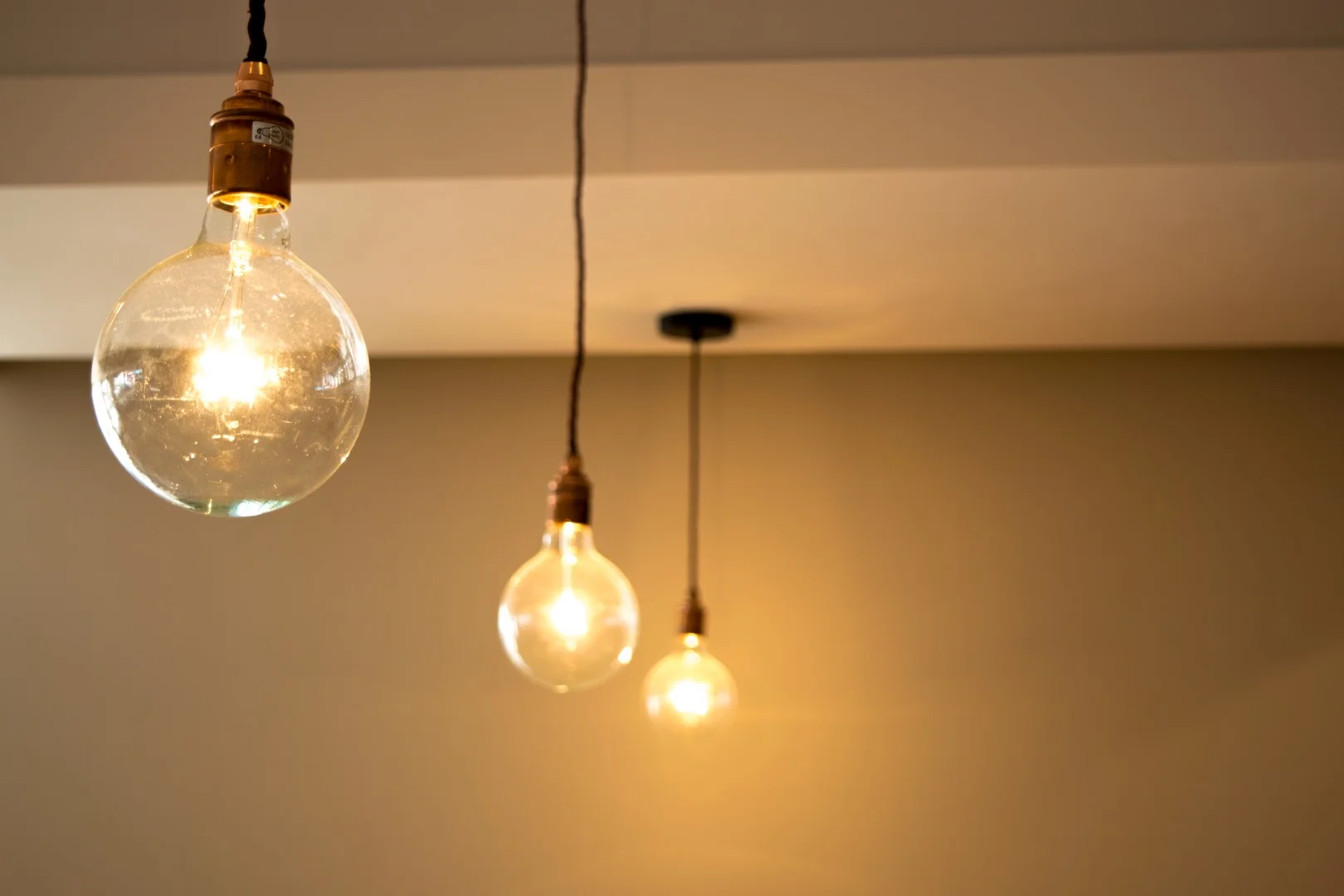 The-Press-Room-coffee-shop-south-west-London-bulbs.jpg