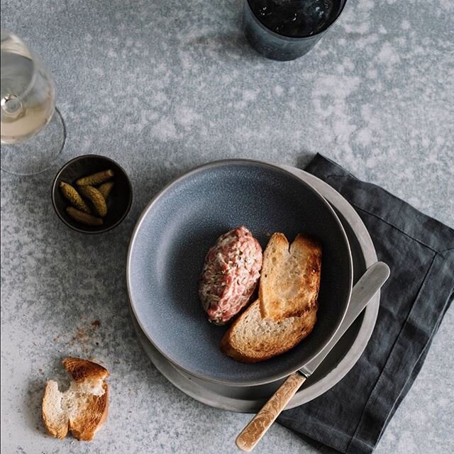 The simple things in life are the best #steaktartare @blackmorewagyu #simple #french #europeanfood #newbook #frenchchefs #bistrostyle #saturdayvibes