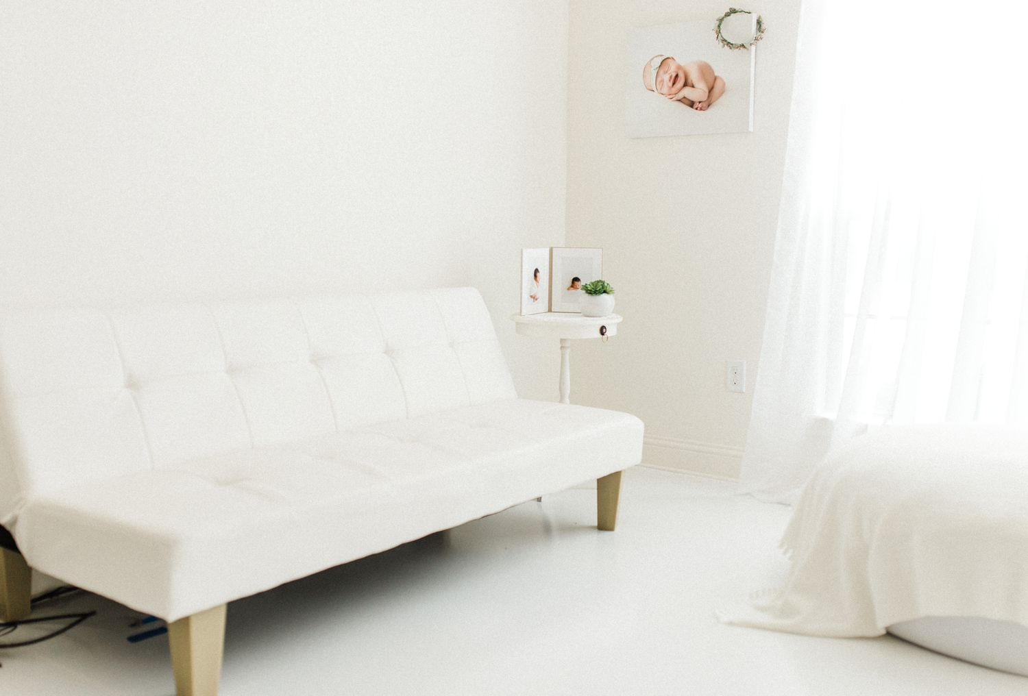 JRP_NEWBORN_STUDIO_TOUR_4.png