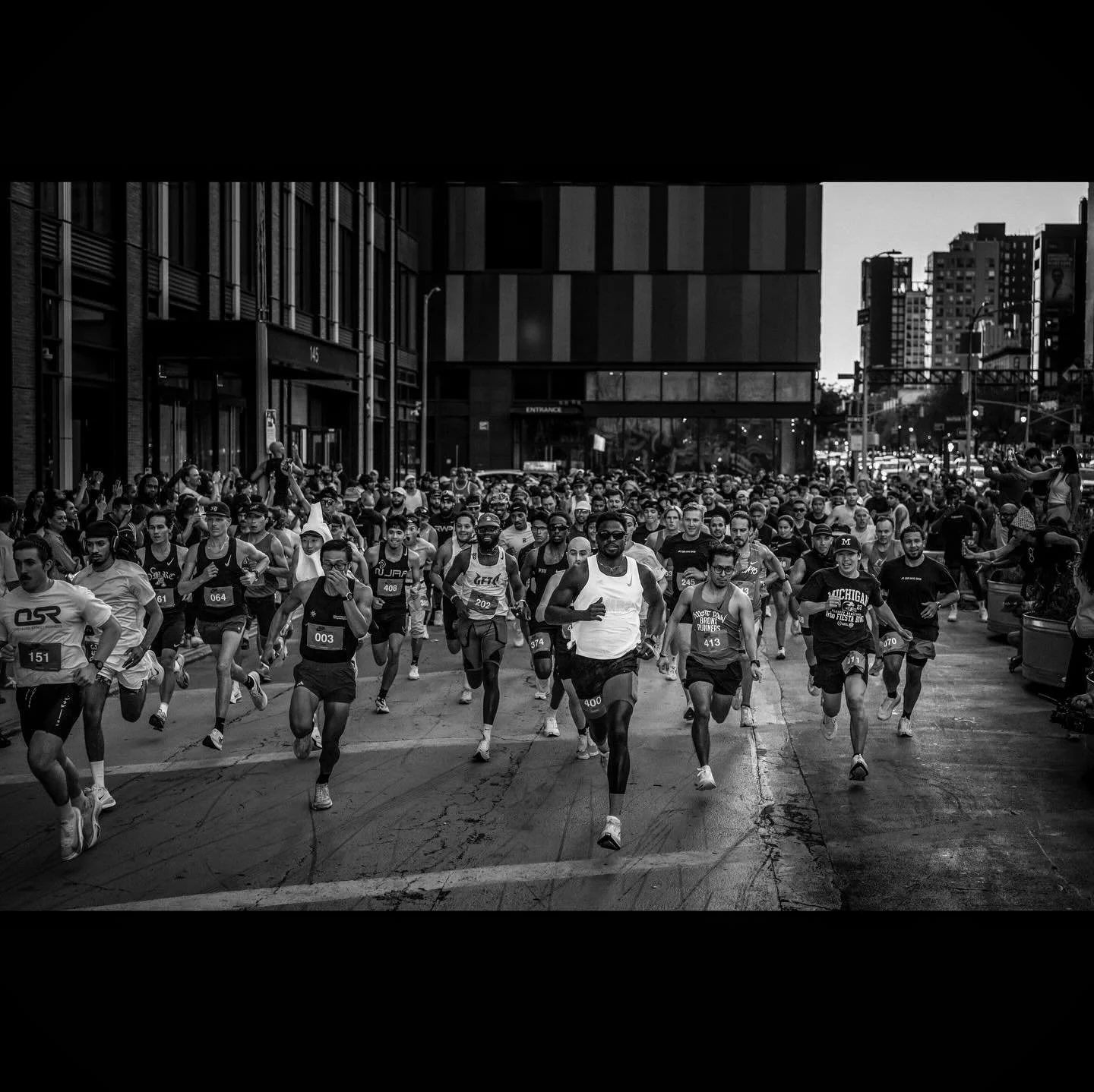 @orchardstreetrunners ran a start line of almost 600 people this evening, live traffic, on the LES in a collab with @nikenyc. Chaos and so fun. You&rsquo;re all absolutely mad.