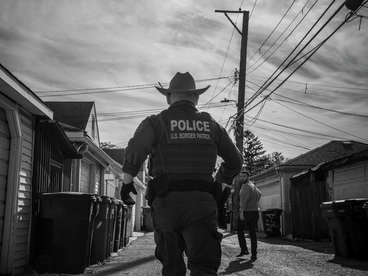 For the past two months, I&rsquo;ve worked with @readhammerandhope magazine tracking down Immigration agents as they carried out President Donald Trump&rsquo;s promise to enact the &ldquo;largest deportation&rdquo; in US history. These images, from N