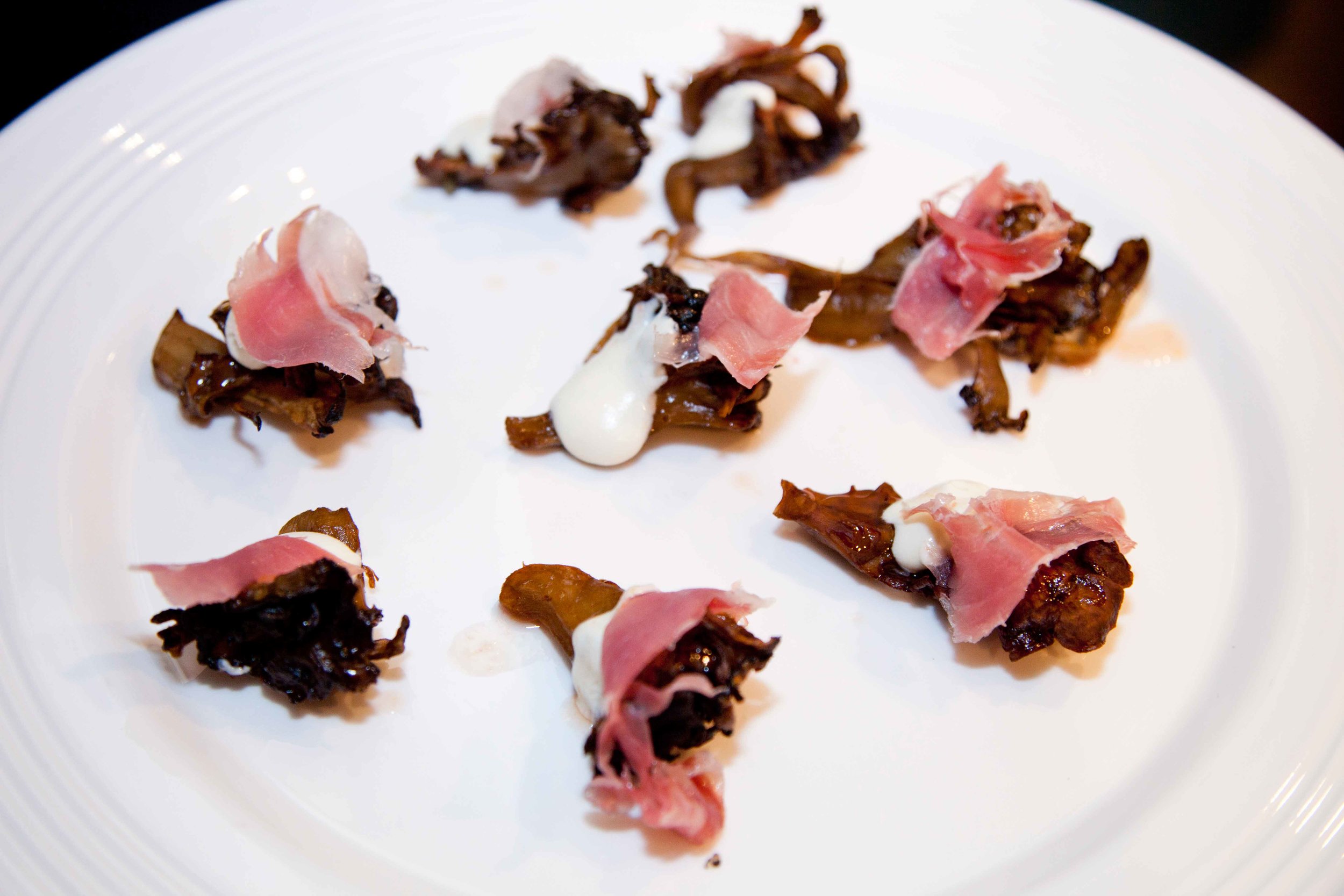 JBF-10-26-2016-Hen-of-the-Woods-Mushrooms-01.jpg