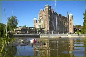 Madingley-Hall-and-fountain_thumb v2.jpg