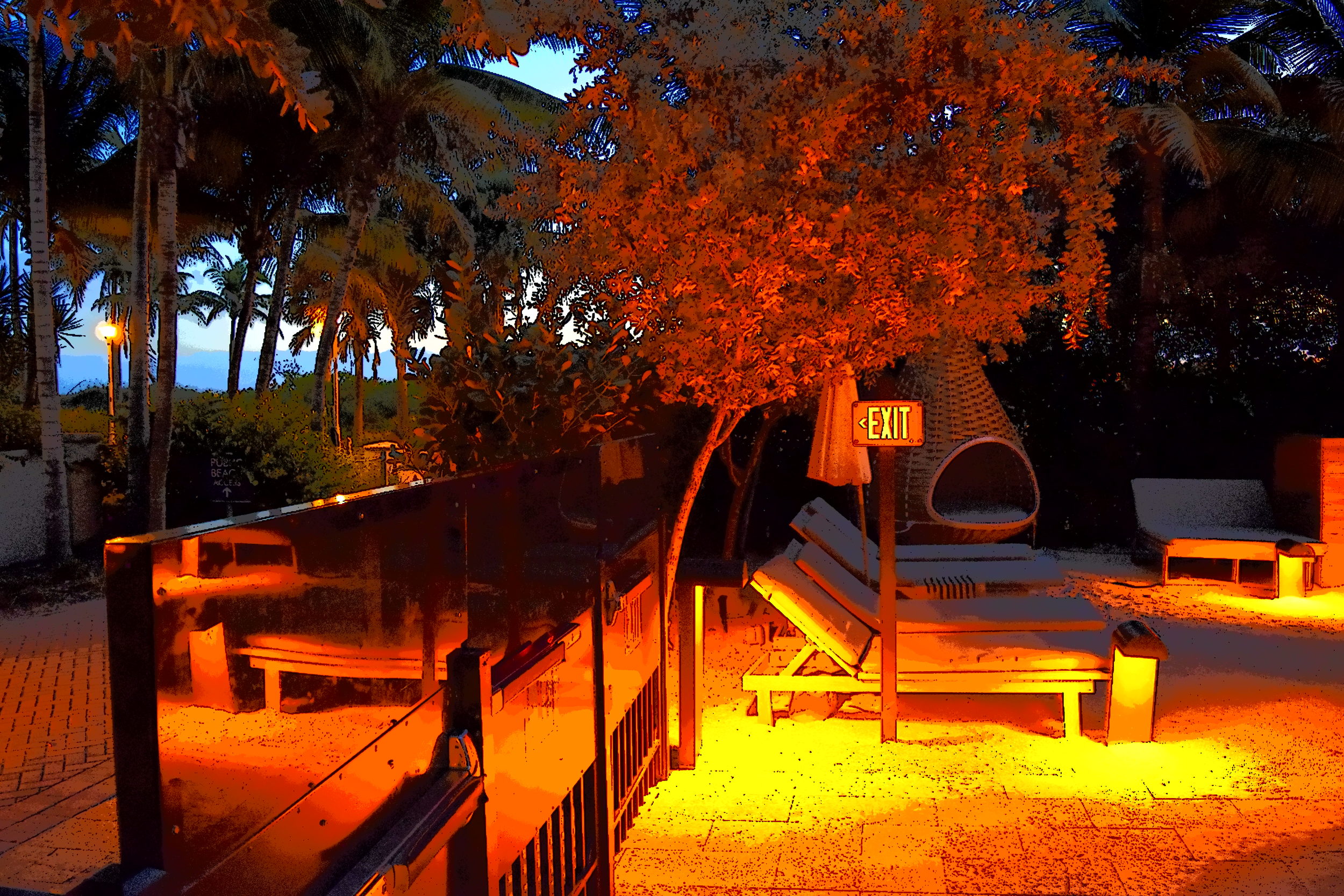  Quiet early morning view at Miami Beach resort. 