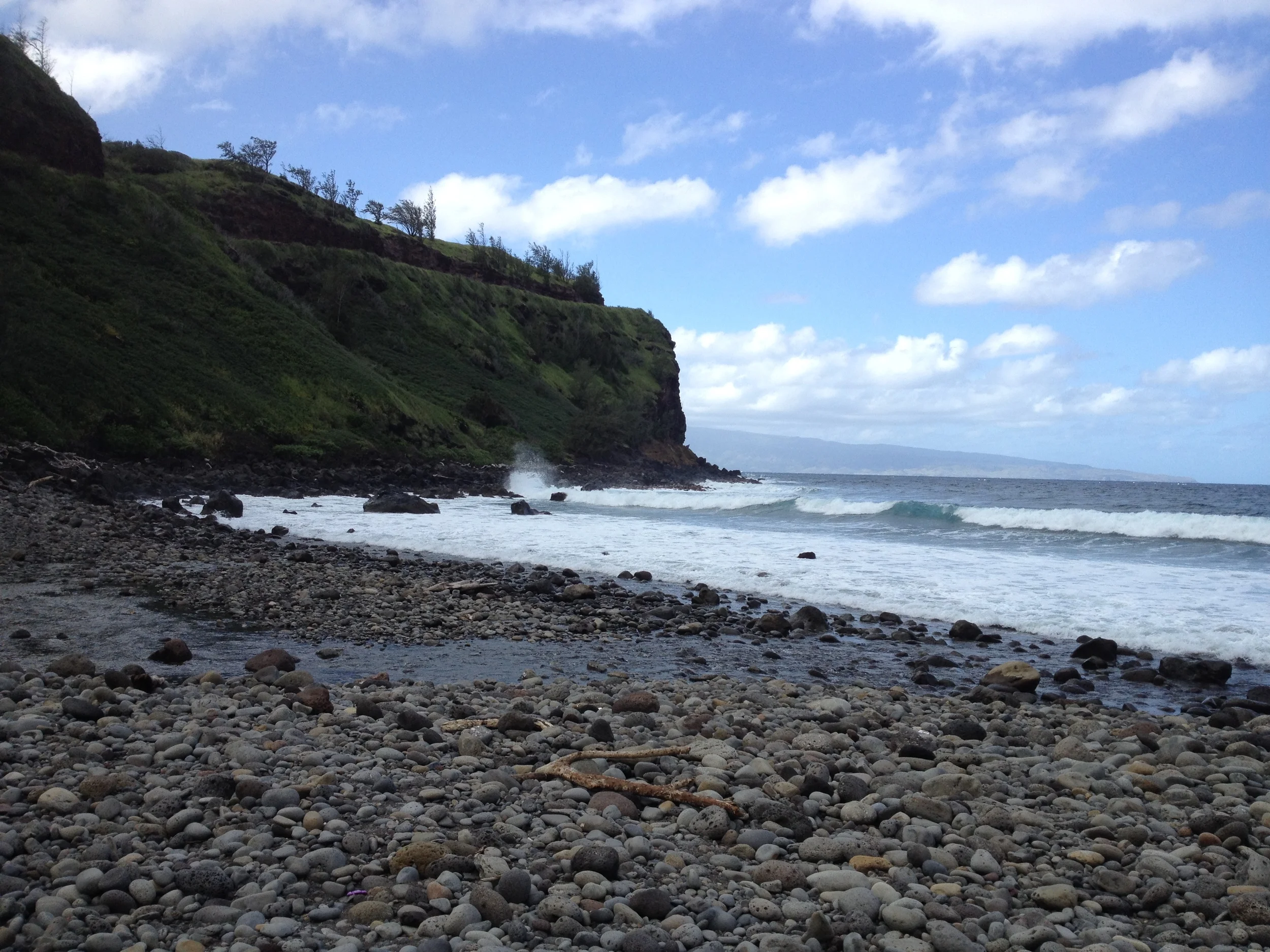  Blackstone beach in Maui up close. 