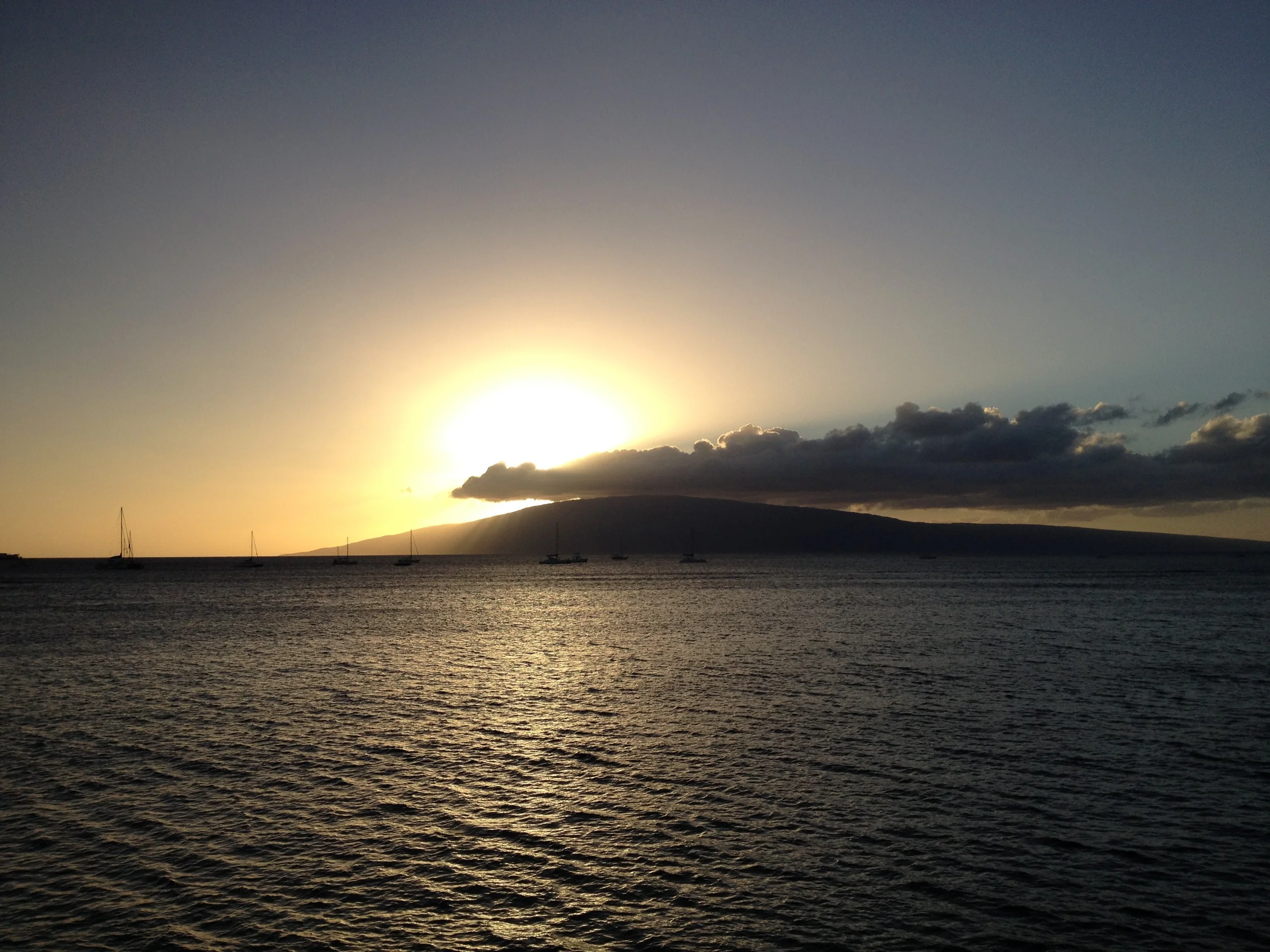  Sunset in Maui, Lahaina. 