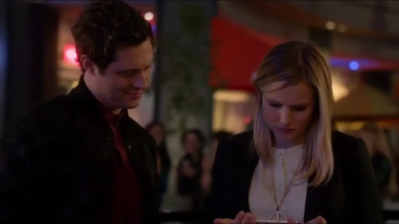 tragedy-of-the-commons-sam-played-by-noah-reid-talks-with-jeannie.jpg