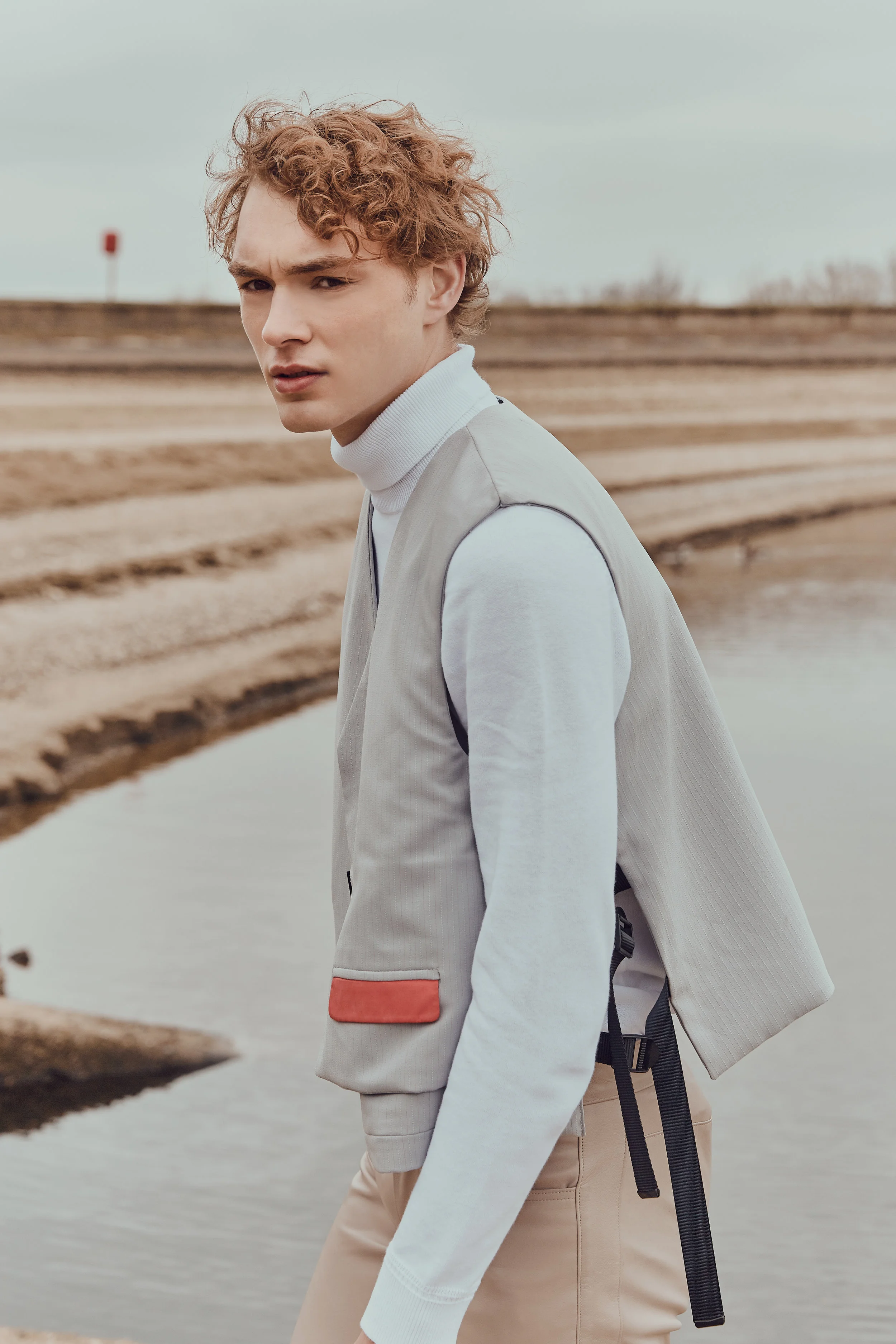 LOOK_02_00001.jpg