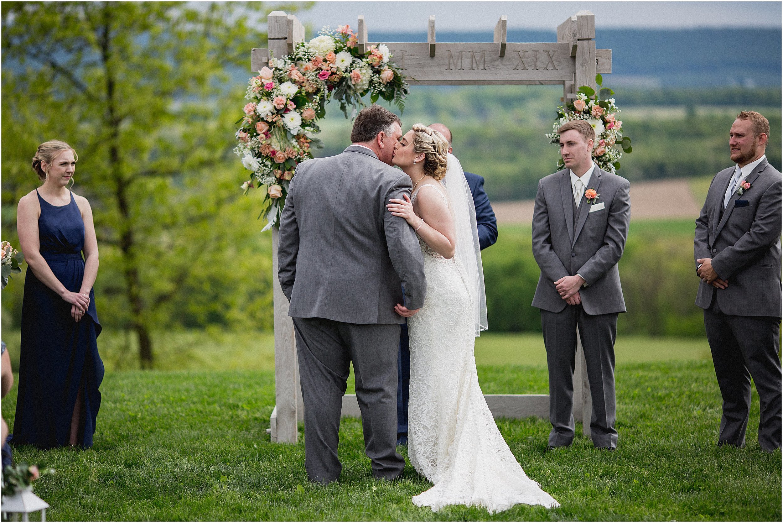 Whispering_Oaks_Wedding_Photographer_0474.jpg