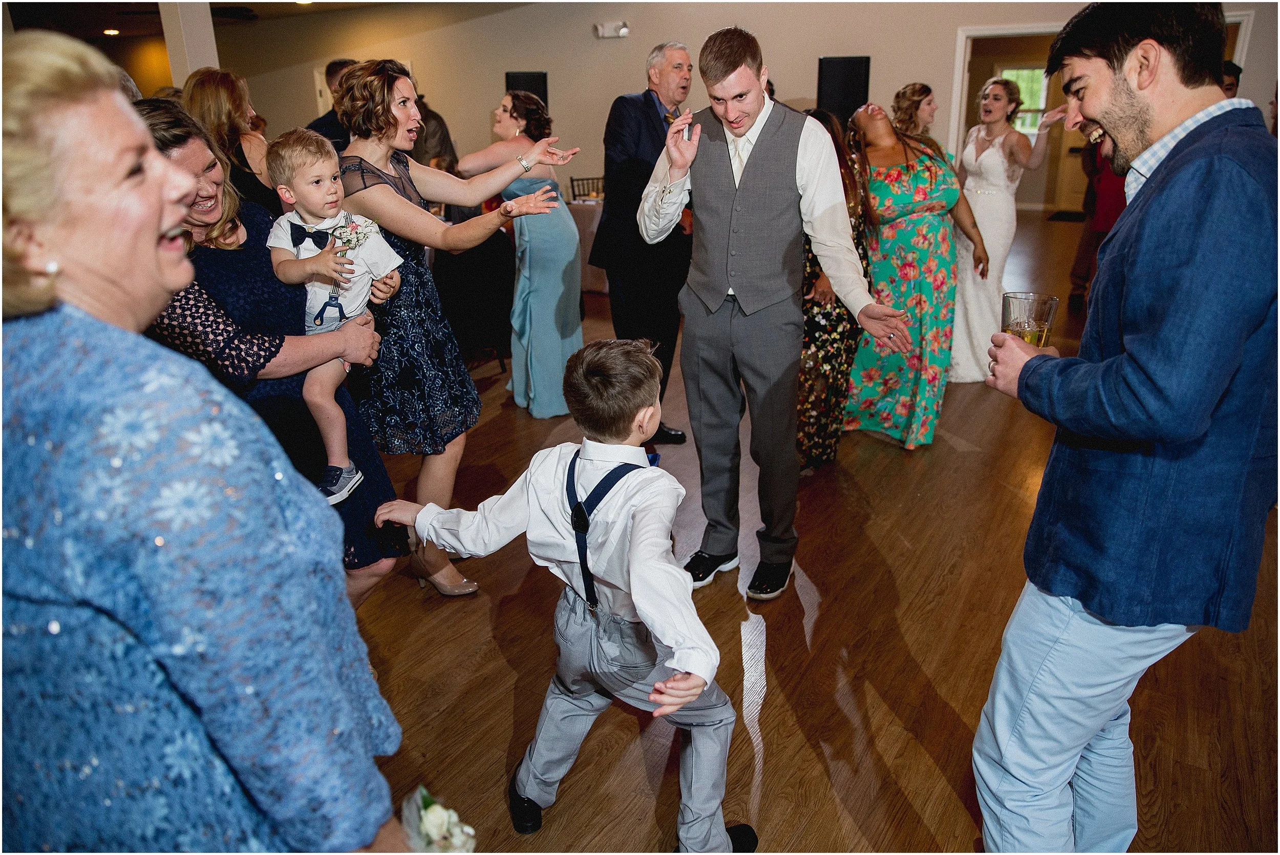 Whispering_Oaks_Wedding_Photographer_0486.jpg