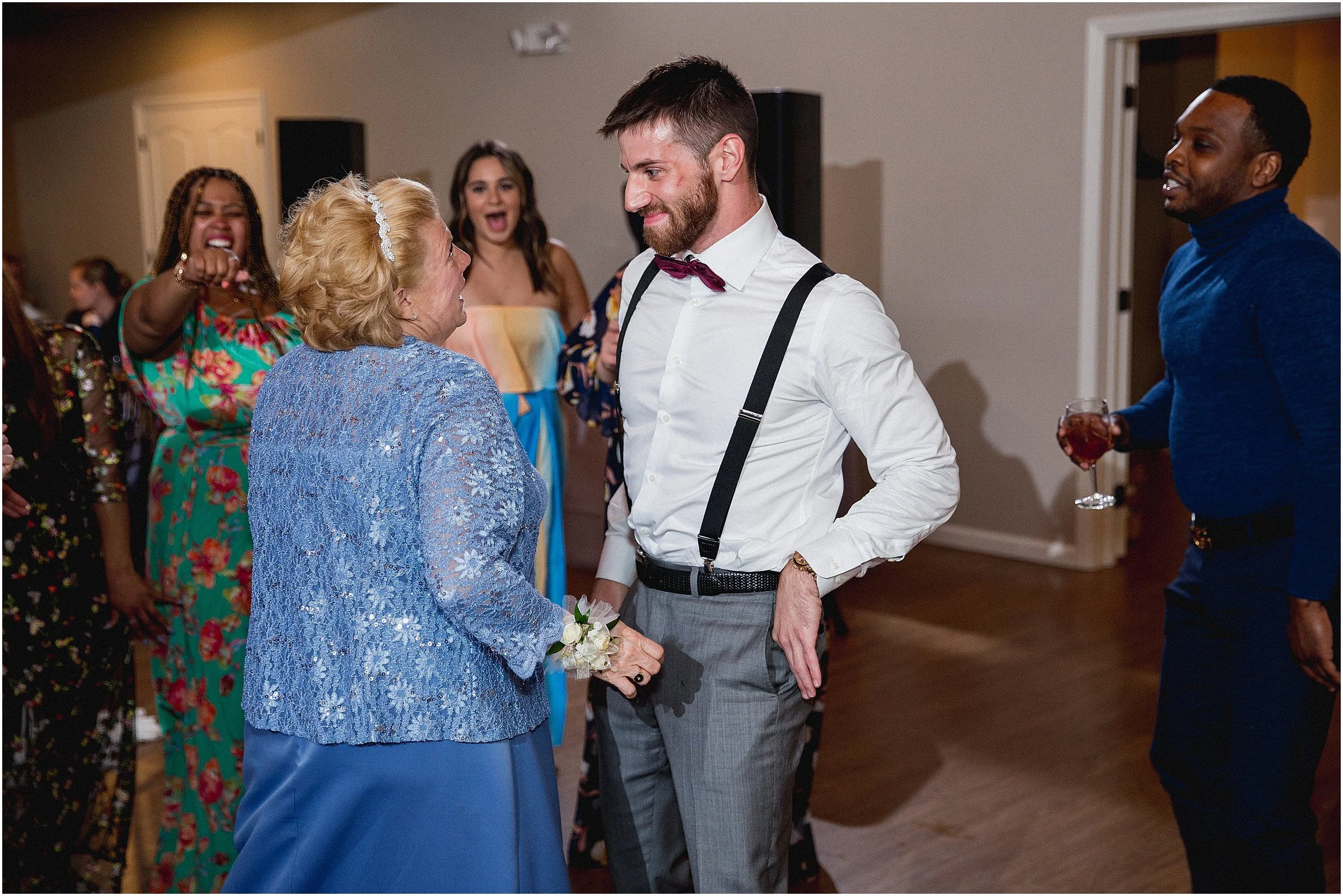 Whispering_Oaks_Wedding_Photographer_0491.jpg