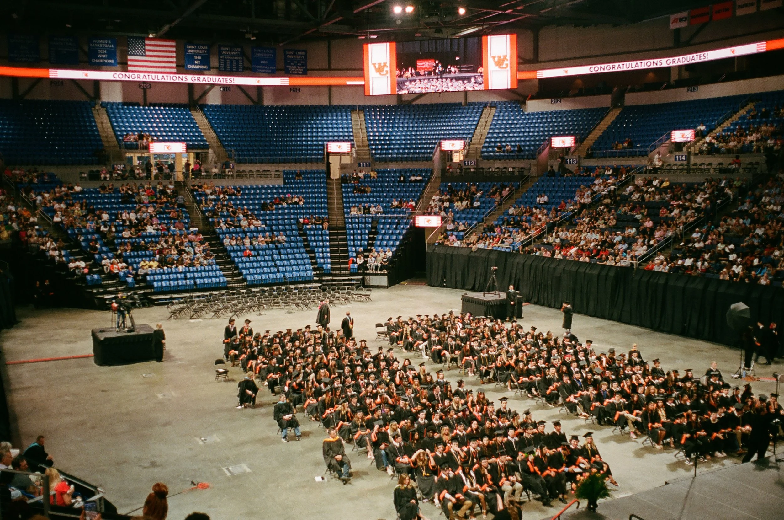 graduation261.jpg