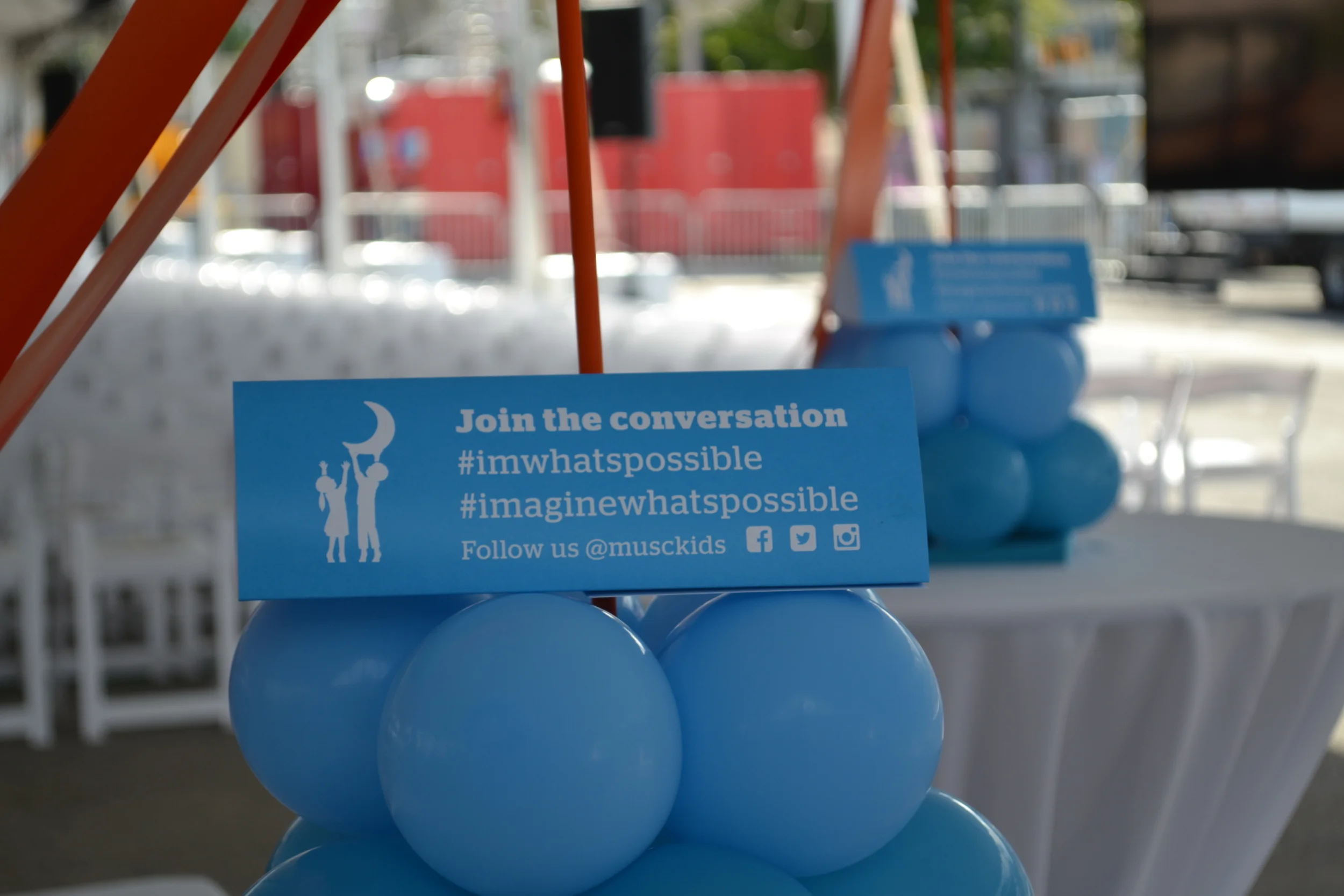 Tent cards were placed on centerpieces