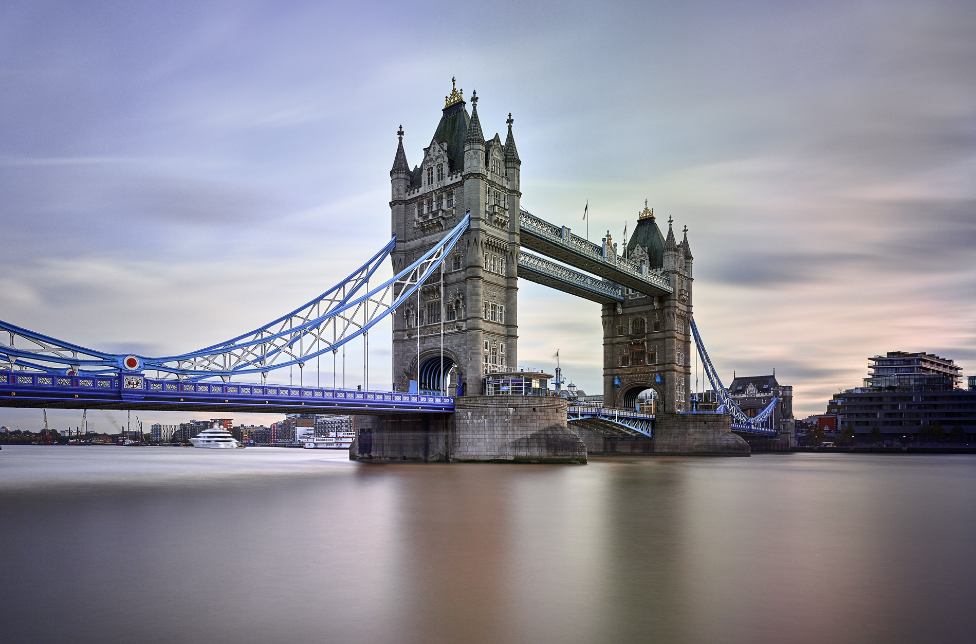 London brg.jpg