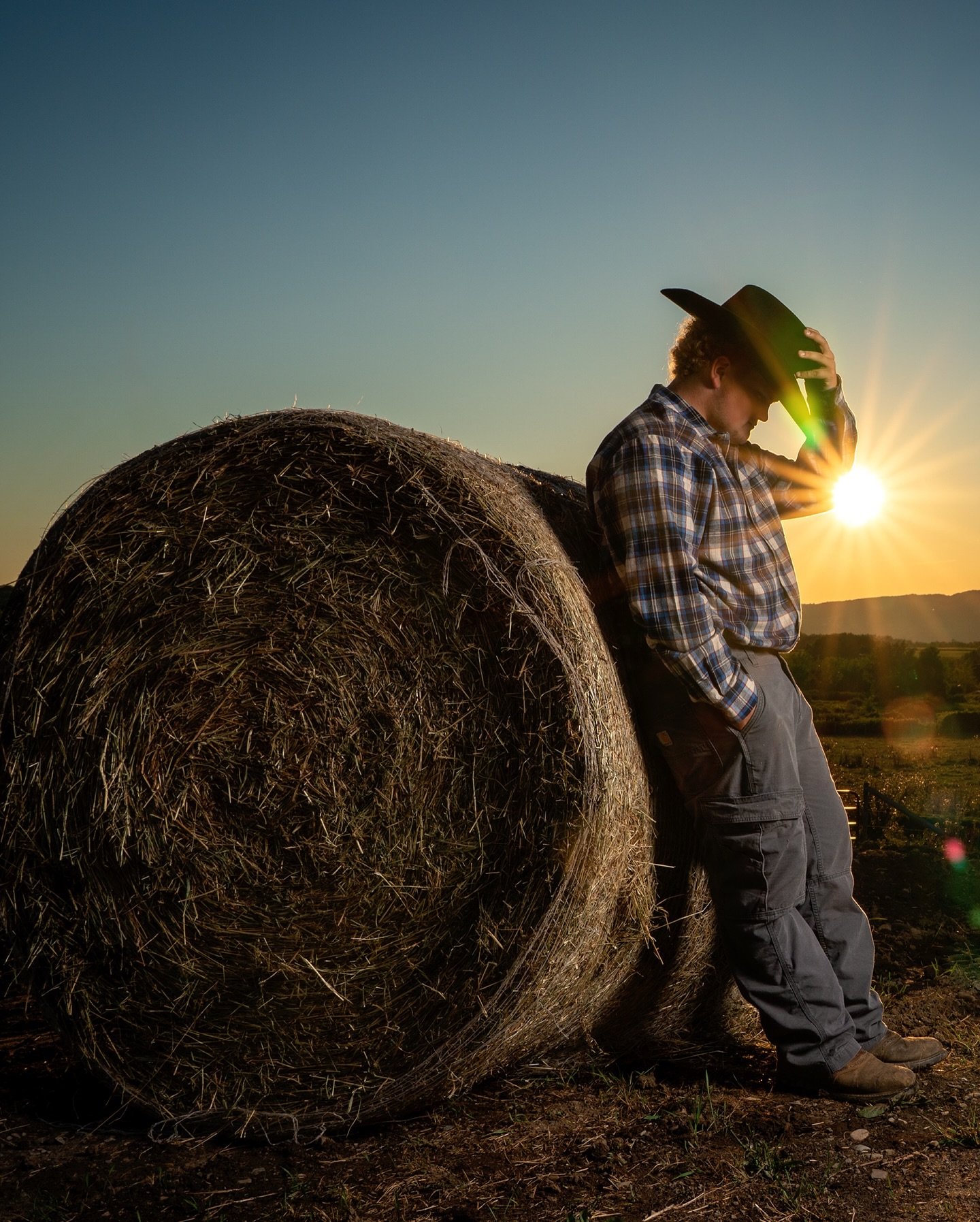 One of my highlights this summer. There is nothing like photographing at your clients farm and capturing a 3 generational memory! Thanks Greg!

Greg // 2026 // WCV
 

.
.
.
.
.
.
.
#evetaverneSENIORS 
#uticanyphotographer 
#cnyphotographer 
#seniorpi