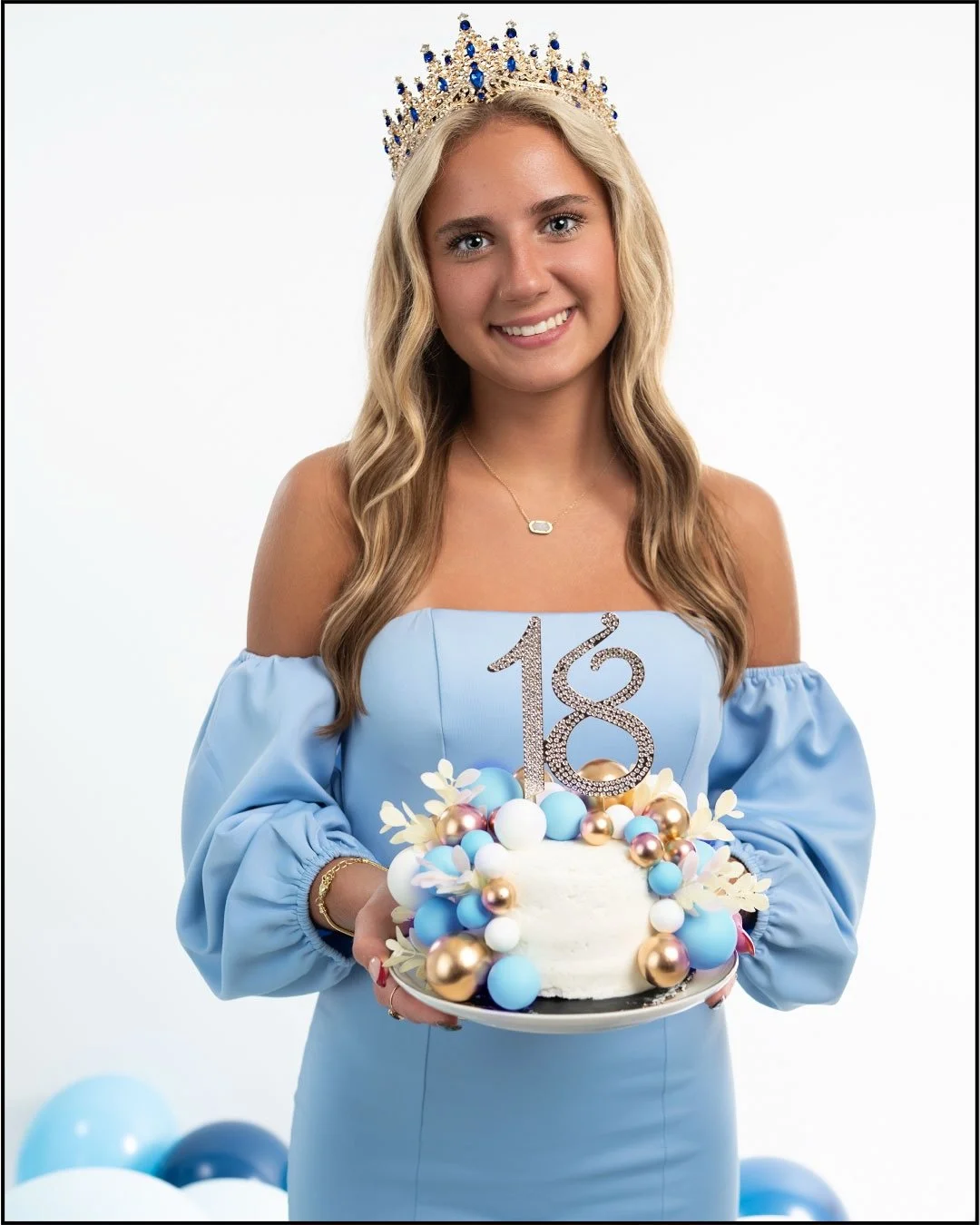 Not sure I remember my 18th birthday but I&rsquo;ll bet she will. Brin you bring all sorts of sunshine into my life🎉🎈🥳
Happy belated 18th Birthday!!!! 

Gotta shout it out to @cheryl_audrey_ for that amazing cake decoration!

💙Brin // Class of 20