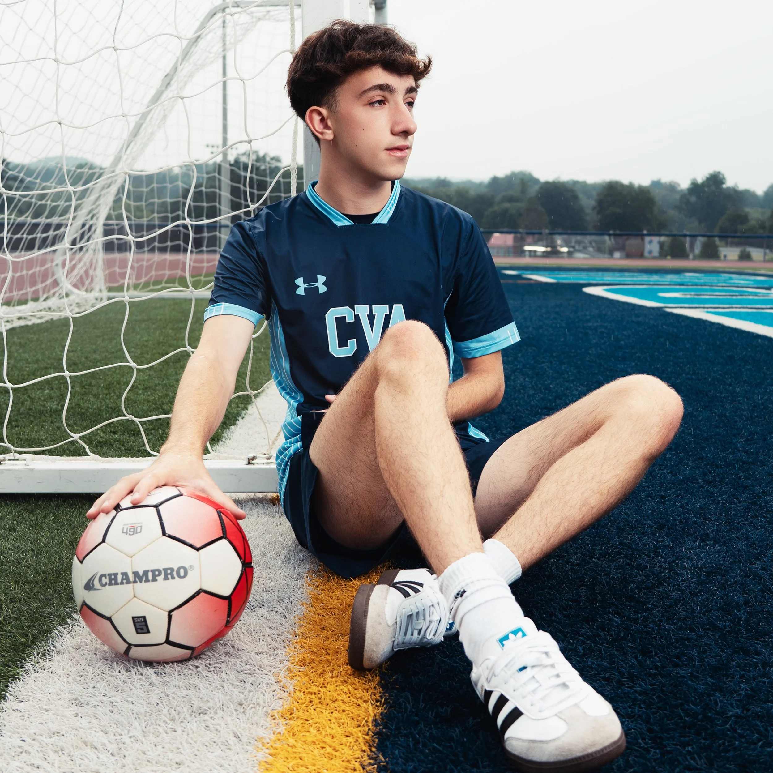 Celebrating another 2026 Senior! Congratulations Anthony! I hope you have a great summer and wish you all the best this fall in all your future endeavors!

Anthony // CVA // 2026
@anthonycolone