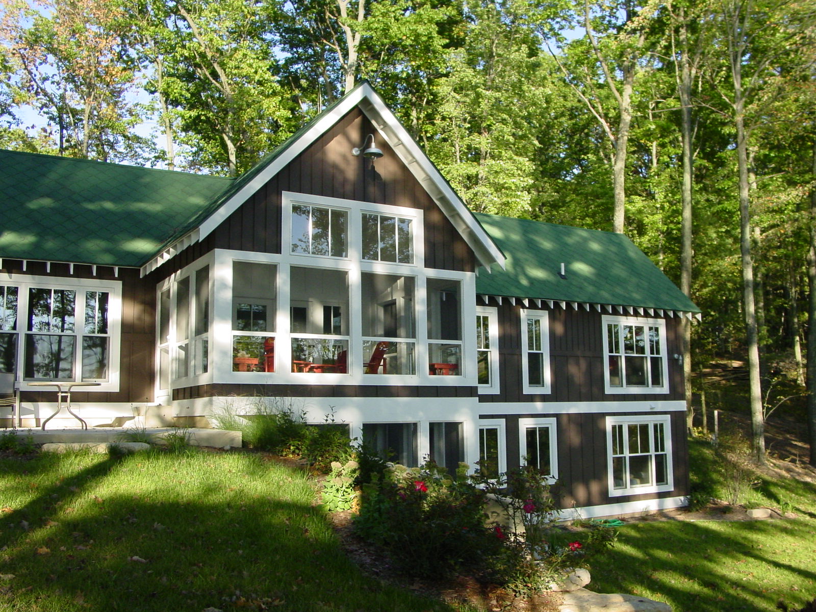 Burgess Lake Cottage — New Urban Home Builders