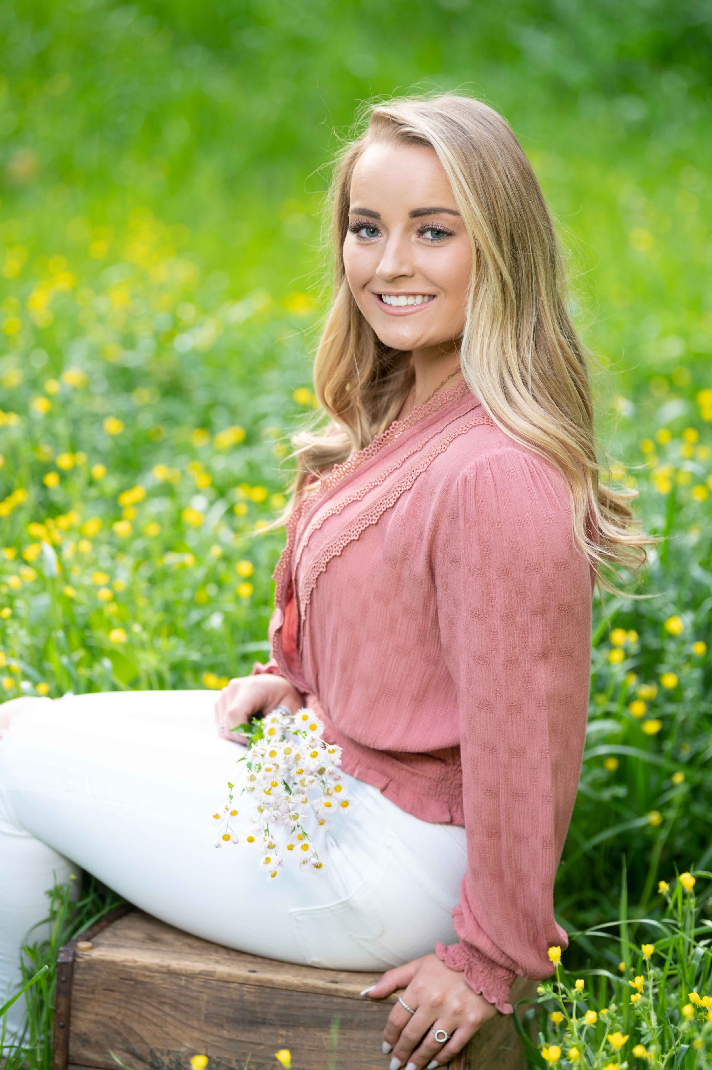 canton-georgia-senior-photography-field-and-flowers-2-Beth-Fornuto.jpg