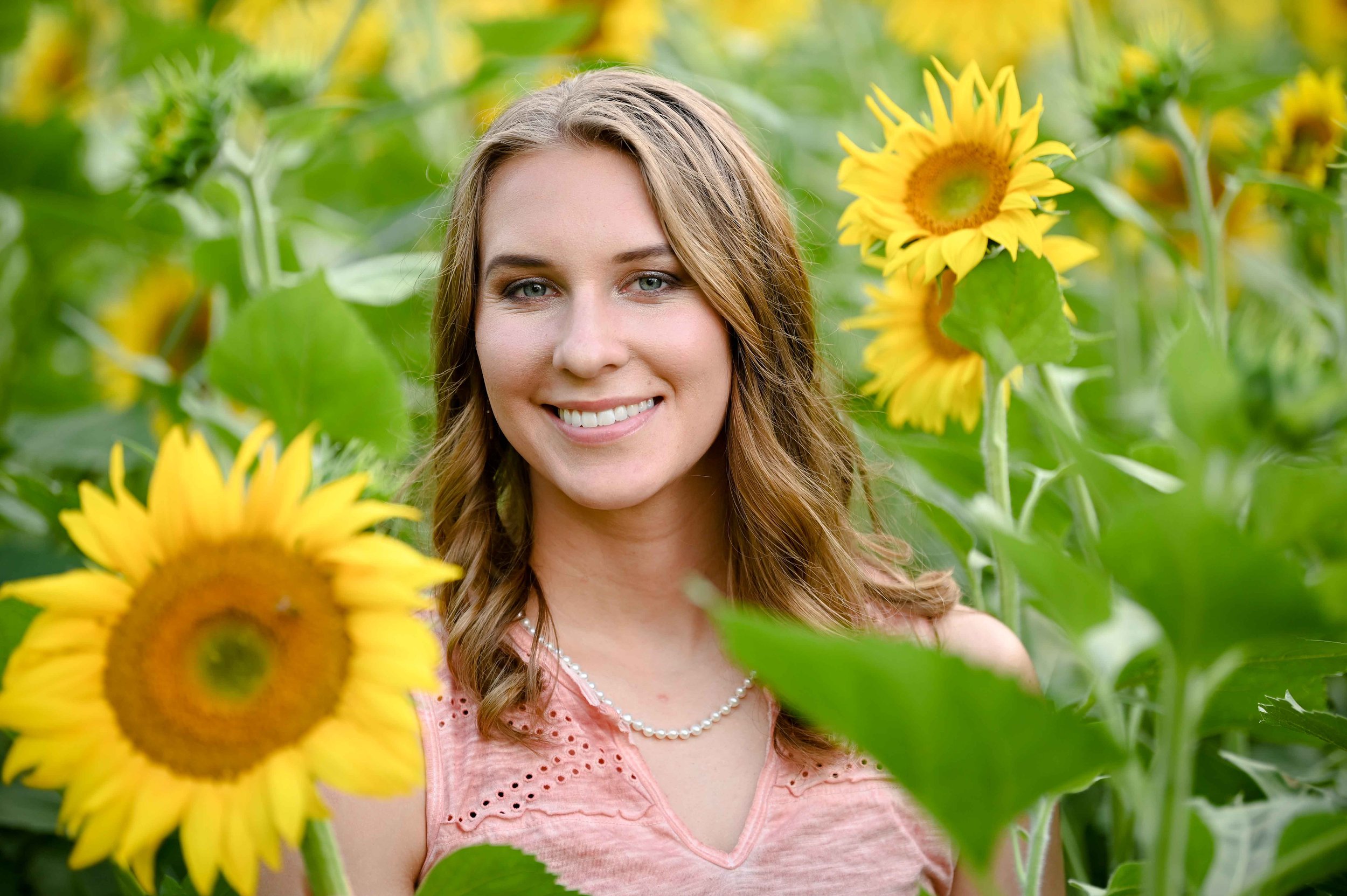 fulton-county-georgia-senior-photography-sunflowers-1-Beth-Fornuto.jpg