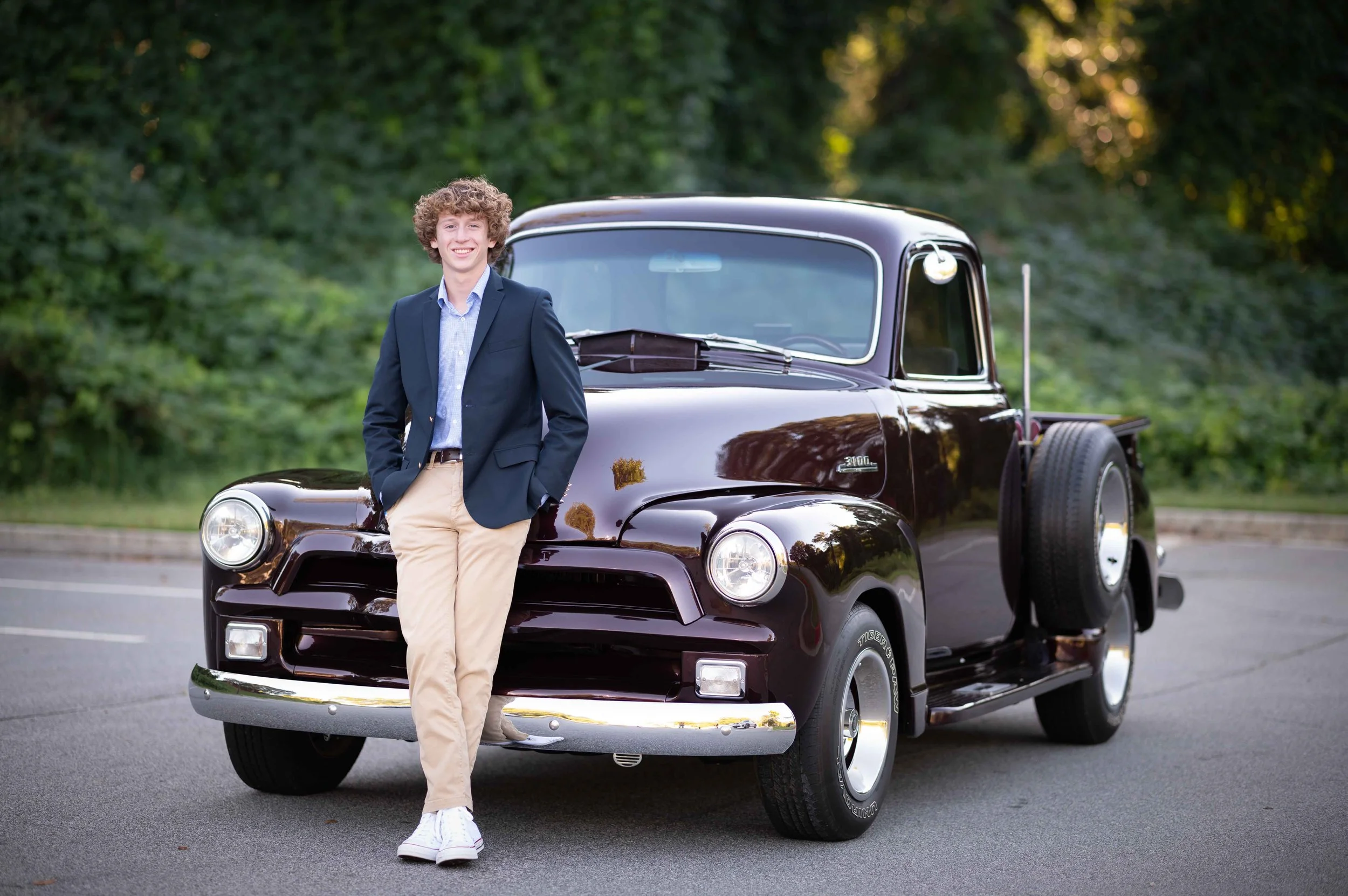 ATLANTA SENIOR PHOTOGRAPHER | What props should I bring to my senior session?