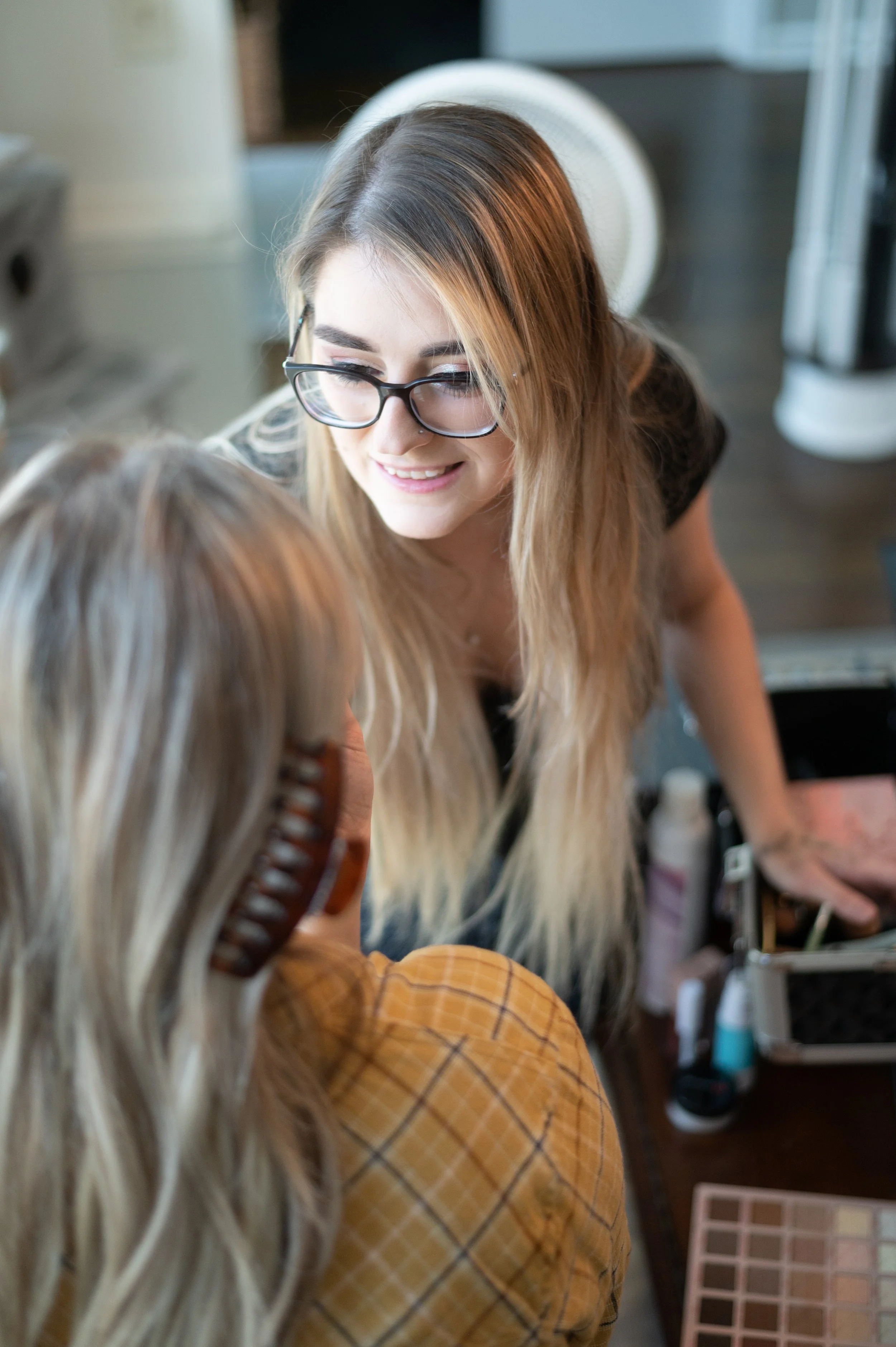 WOODSTOCK SENIOR PHOTOGRAPHER | Tips on How to Prepare Your Hair and Makeup for Your Senior Photoshoot