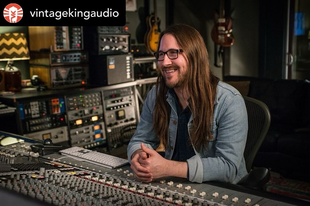 Thanks for letting me get nerdy @vintagekingaudio @antelope_audio!
Link in my bio. 
*
*
Posted @withregram &bull; @vintagekingaudio In our new video, Grammy Award-nominated producer, engineer, and musician @bobby_holland details his approach to immer