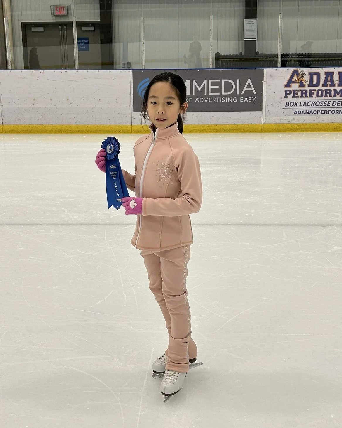 🍁✨ November Fall In-House Star 1 Competition! ⛸️

A big congratulations to Emery, Heidi, Cammie, Elaine, Mira, Izabella, and Alana for their wonderful performances at last week&rsquo;s November Fall In-House Star 1 Competition! 🌟

Your hard work, d