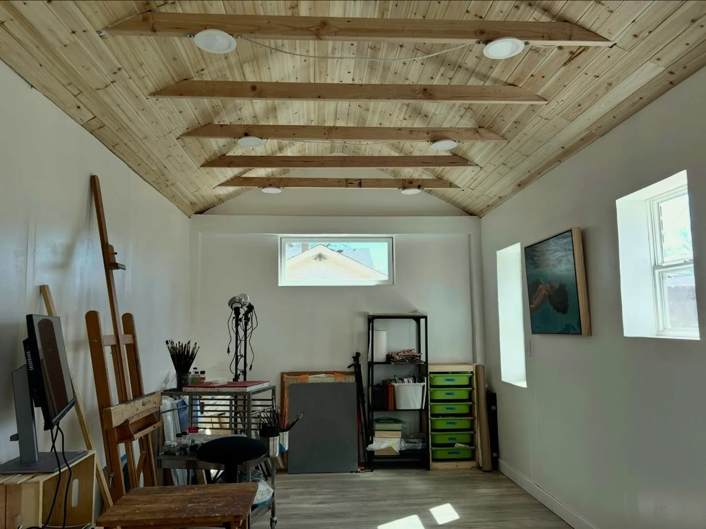 Finally set up! 
New studio and new beginnings. 

#art #artist #studio #inthestudio