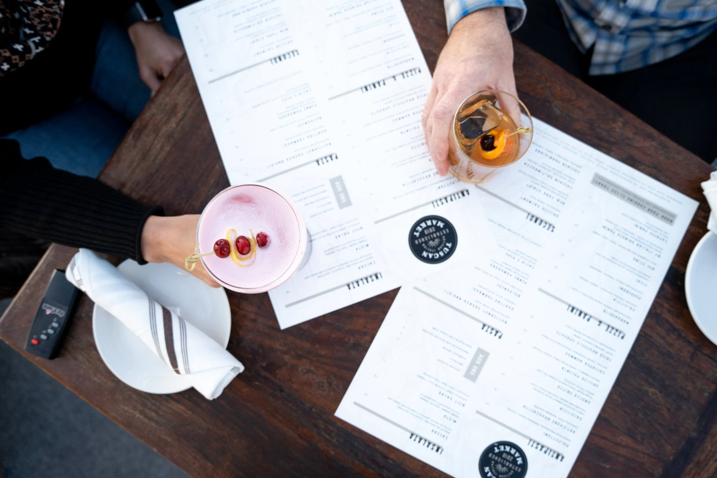 2022-01-26 couple iglo-4.JPG