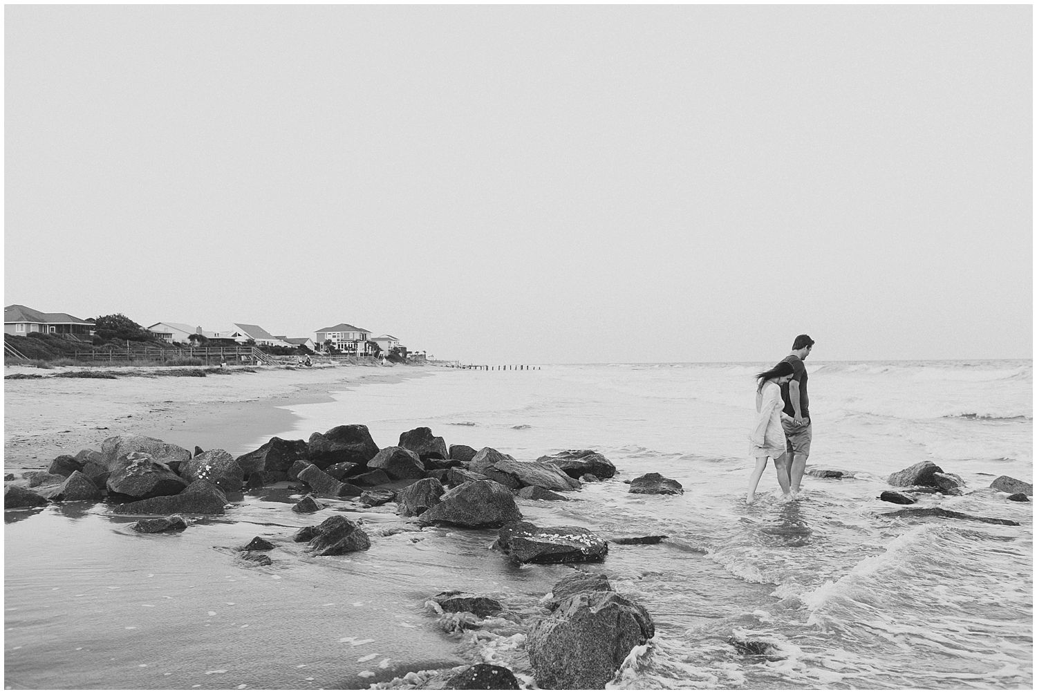 engagement session in ocean