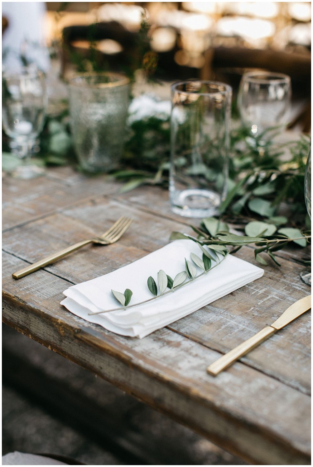 greenery table spread wedding