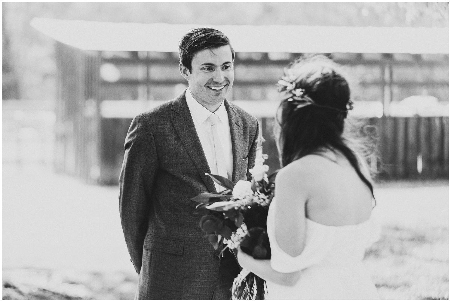 exchanging vows at Boals Farms