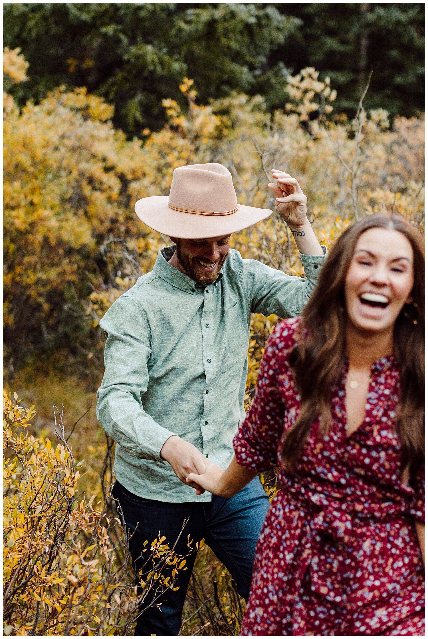 fun engagement pictures in colorado