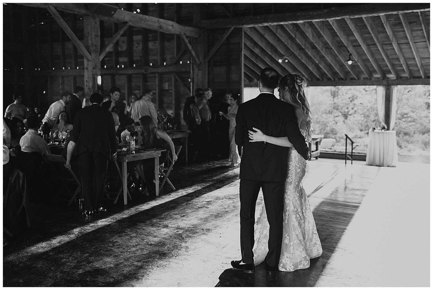 wedding first dance at Handsome Hollow