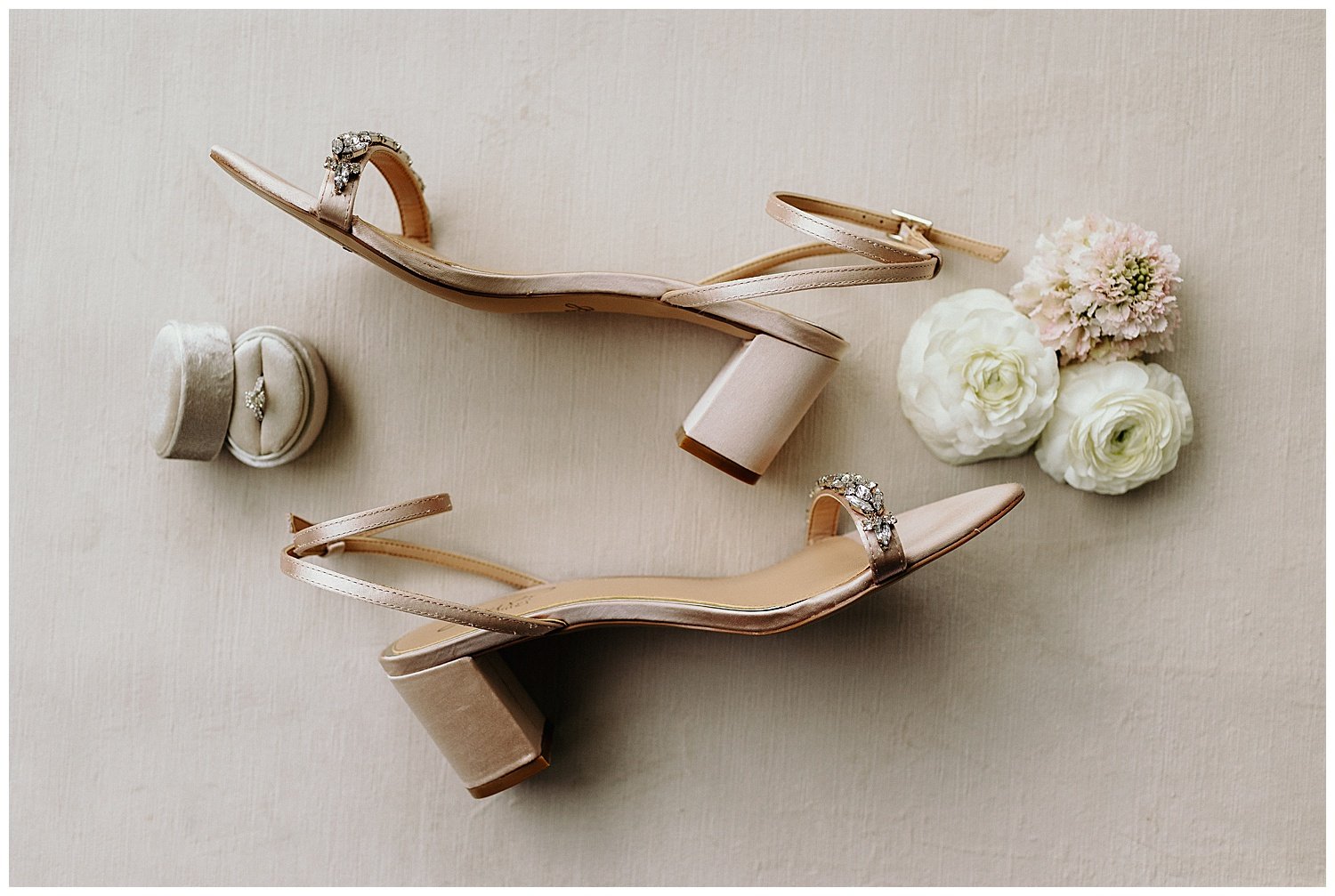 wedding details neutral wedding heel