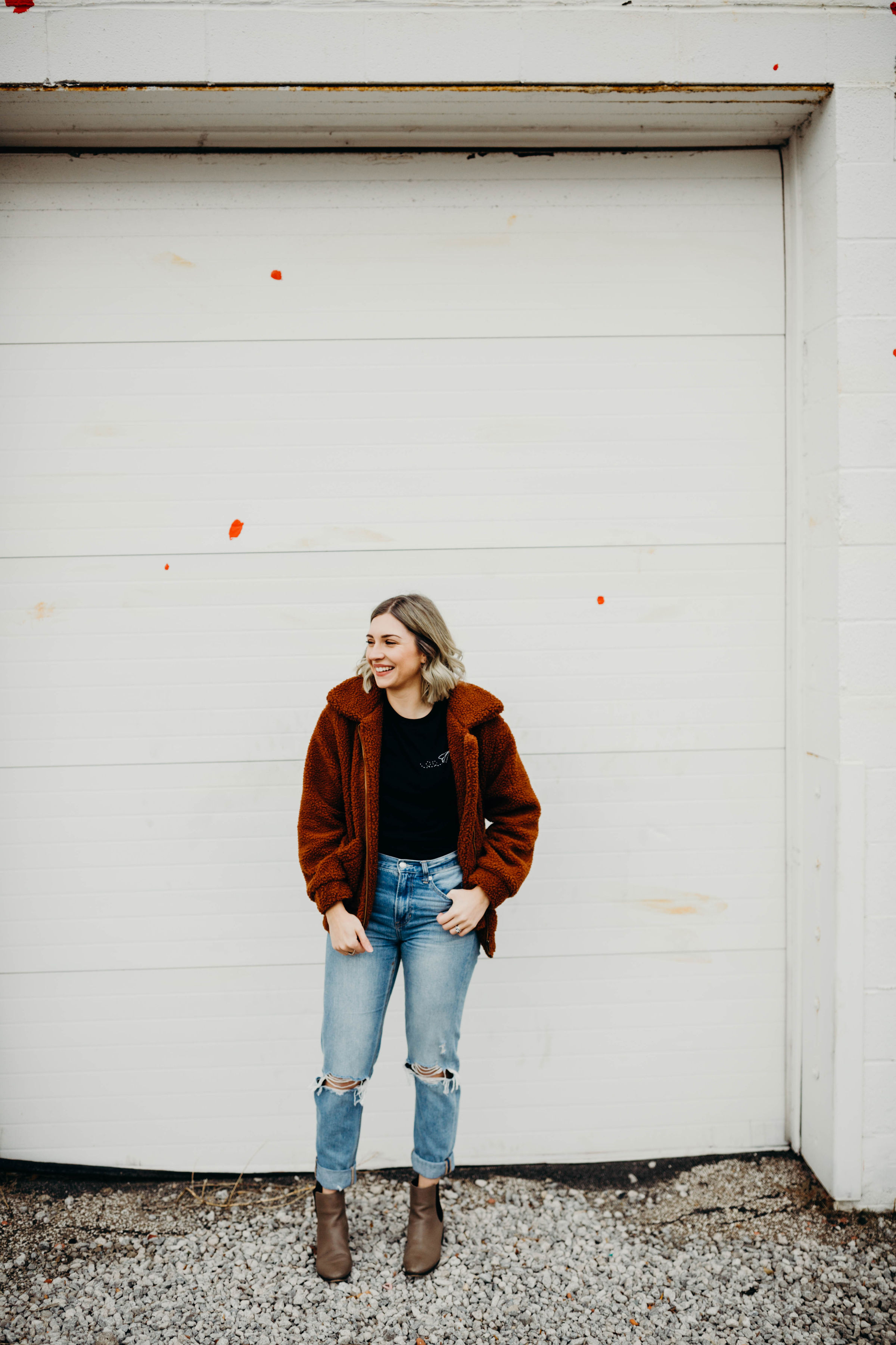 Whether it’s a trend with longevity like a bomber jacket or one like this sherpa style that could be totally over by spring, you can’t go wrong with a good lighter weight jacket to toss on over a tee. Personally I stay pretty cold so if I go somewhere there’s no shame in my jacket game! I will happily wear this coat as if it were a sweater. Same goes for bombers and leather jackets!