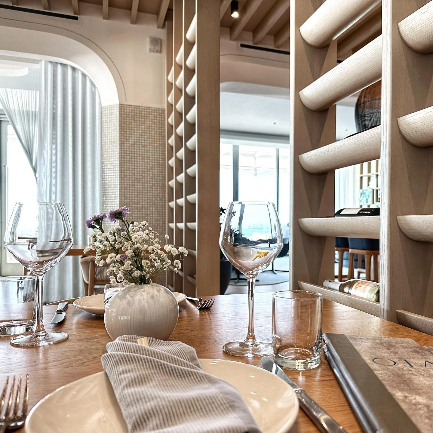 I love dining in the restaurant I worked on while watching others enjoy the space 

Project through @dialogdesign 
@goldwynnresortbahamas

#DIALOG #DIALOGINTERIORS #goldwynnbahamas #goldwynnresortbahamas #nausau #bahamas #interiordesign #design #hosp