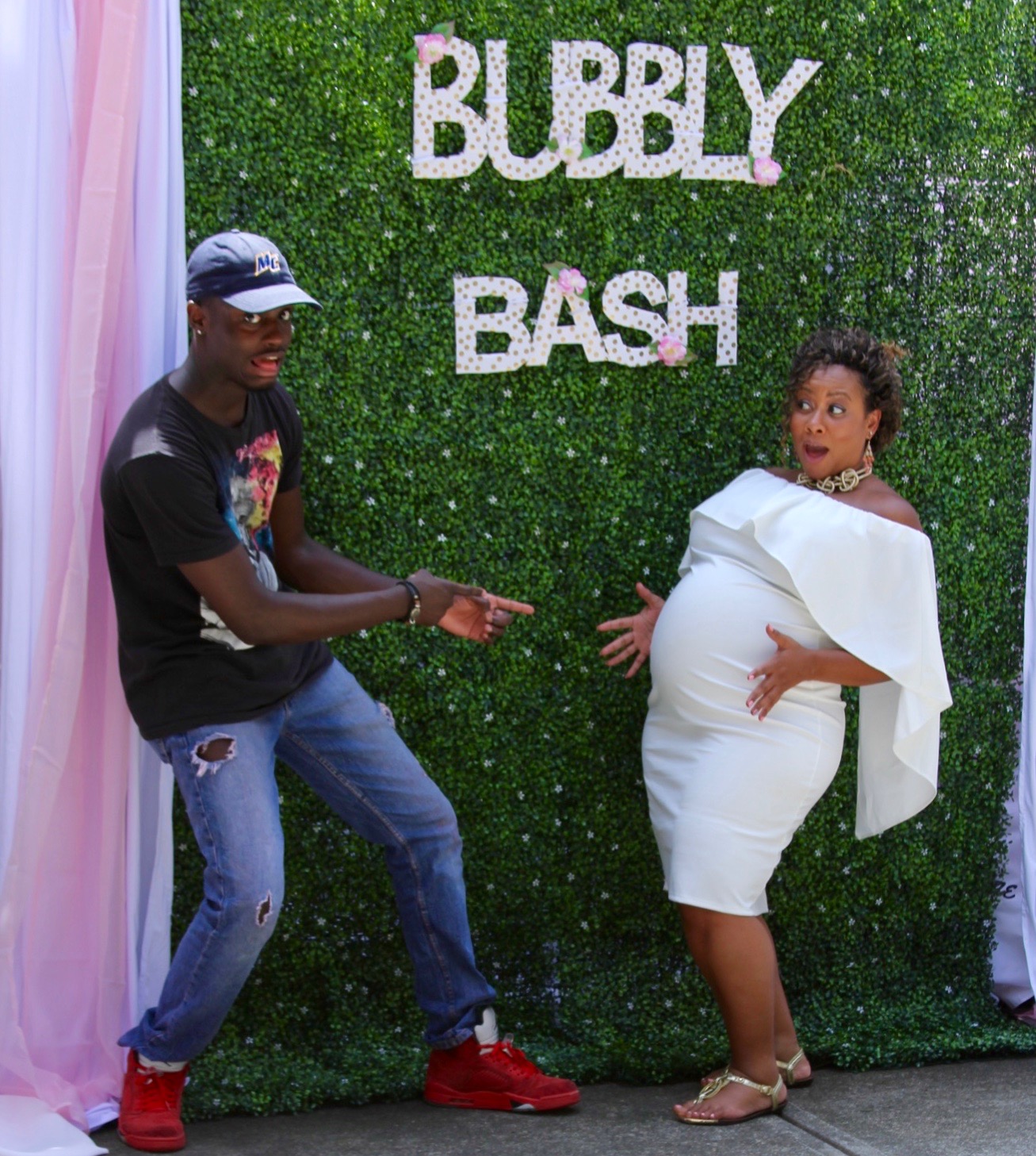 Bubbly Baby Bash Shower Brunch Te Toine Com Love Knows No Boundaries