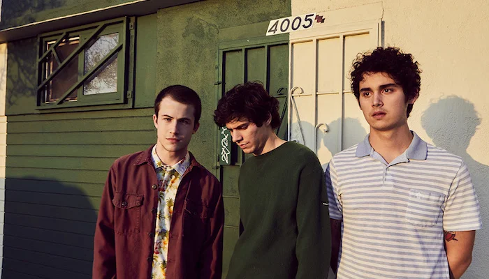 WALLOWS.jpg