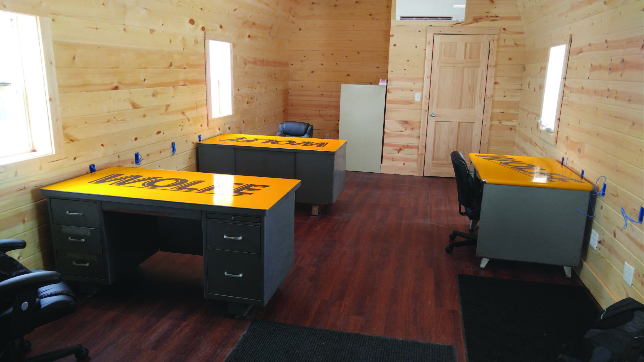 Desk 1 - Wolfe House Movers North Manchester Indiana House Moving Company JPG.jpg